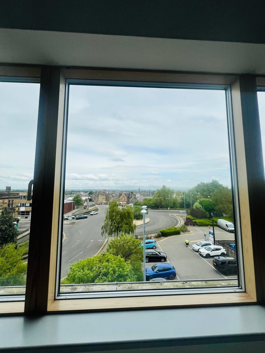 falkirkhub's tweet image. Looking for a new office? 🌟

Step into a modern, flexible workspace at Falkirk Business Hub, with everything your team needs to thrive! 

✔️ Meeting rooms and a café on-site

Discover available offices: ceteris.co.uk/our-property

#FalkirkBusinessHub #MeetWorkCreate #Falkirk