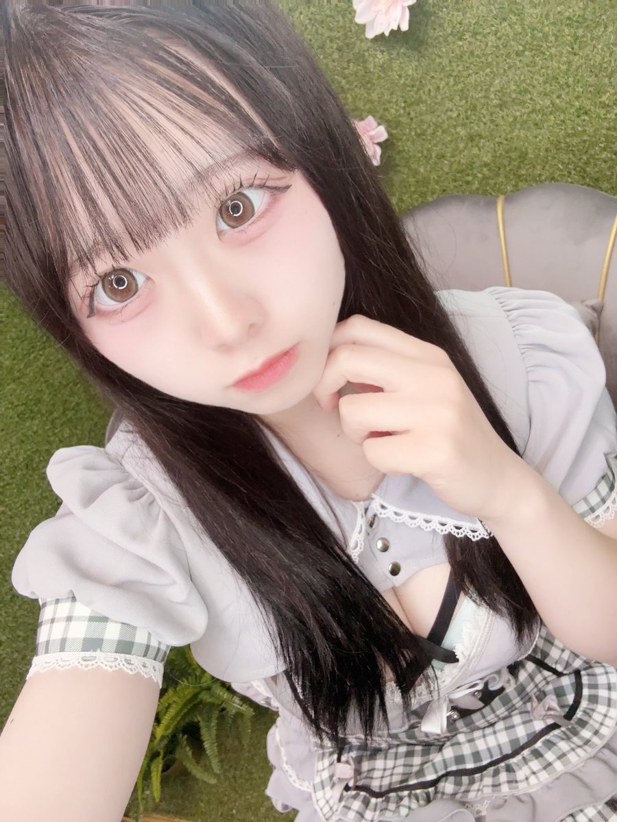 ログインしてます‼︎
17時~23時です🧚
😸😸
#コンカフェ #大阪