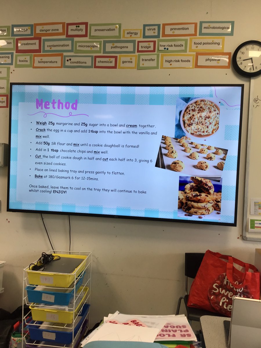 Future Fridays are back on this week. The clubs running are arts and crafts, sports leading, Baking  club and  karaoke club #futurefridays <a href="/CalderheadHS/">Calderhead HS</a> 🎤👩🏼‍🍳🧑🏽‍🍳🏀🎵