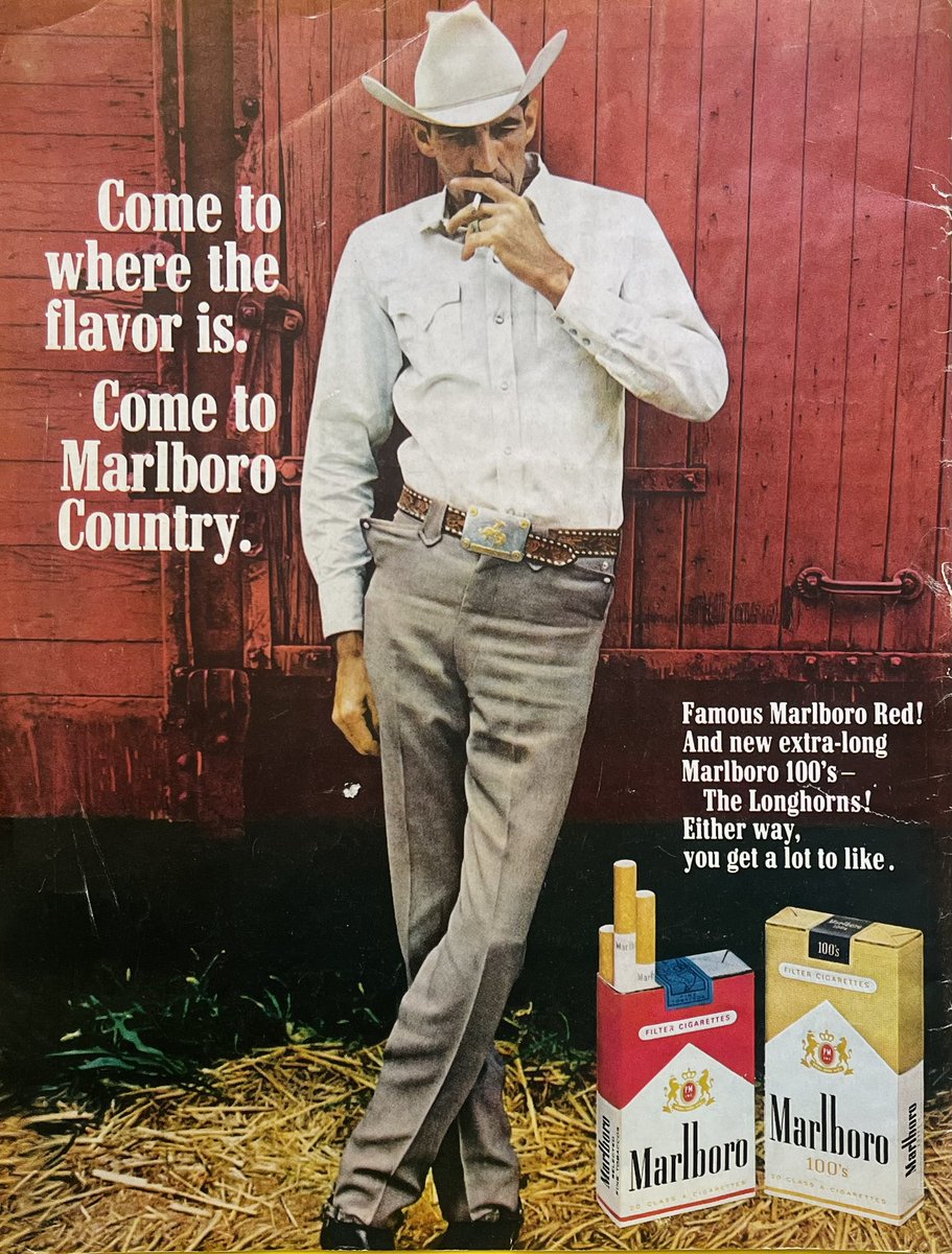 grageArtgallery's tweet image. Cigarette anyone?