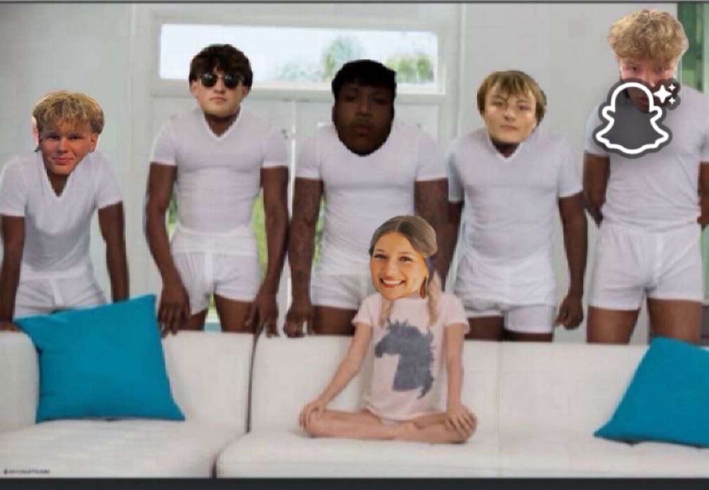 CCHS_Barstool1's tweet photo. Everyone pop out to the game tonight 😈
Kickoff at 7
At north Harrison’s shitty ass field
@NHHSBarstool Hoehn’s girl had a ruff night last night . #POTFC #Fucknorth #barfight https://t.co/V6vshLN61R