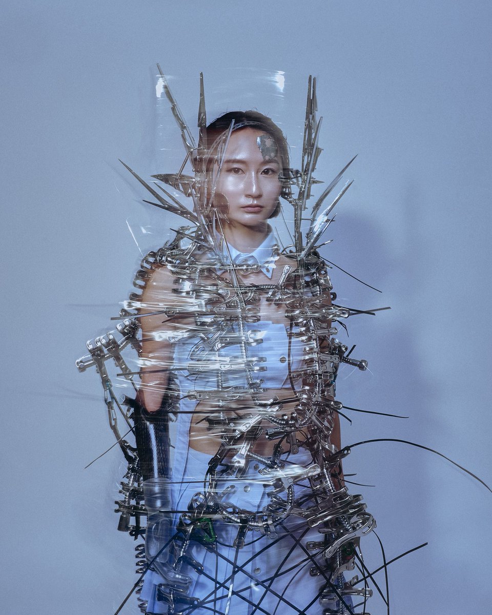 saetsuji's tweet image. Photo Rocky
H/M Aya
Styling Ayana Fujita 
Model Sae 

#義手 #筋電義手 #義手モデル #iLimb #Ossur