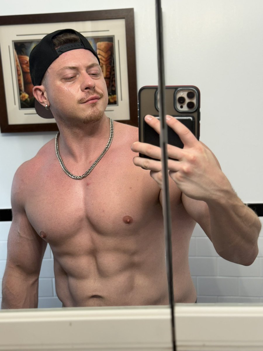 It’s a good day to go to Greece

Ready for some island action 🫠