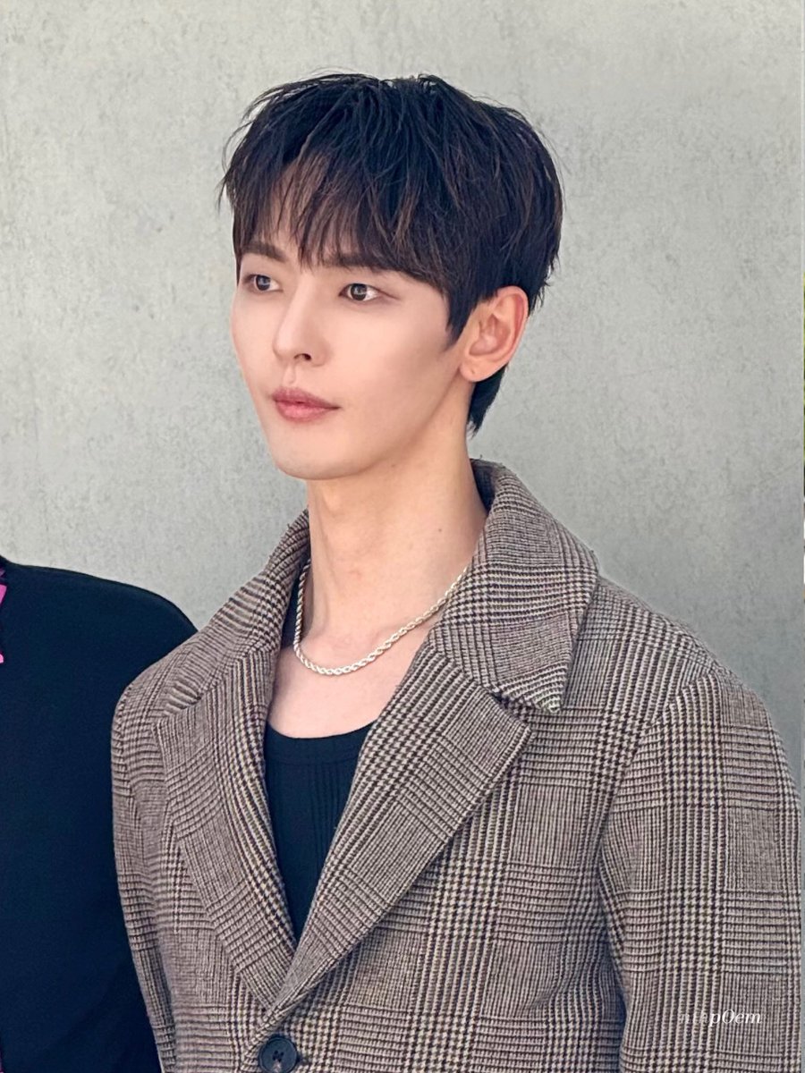 250905 온리원오브 규빈

오늘 미쳤음 (p)

#온리원오브 #OnlyOneOf #オンリーワンオブ
#규빈 #KB #キュビン
<a href="/OnlyOneOfmember/">온리원오브</a>