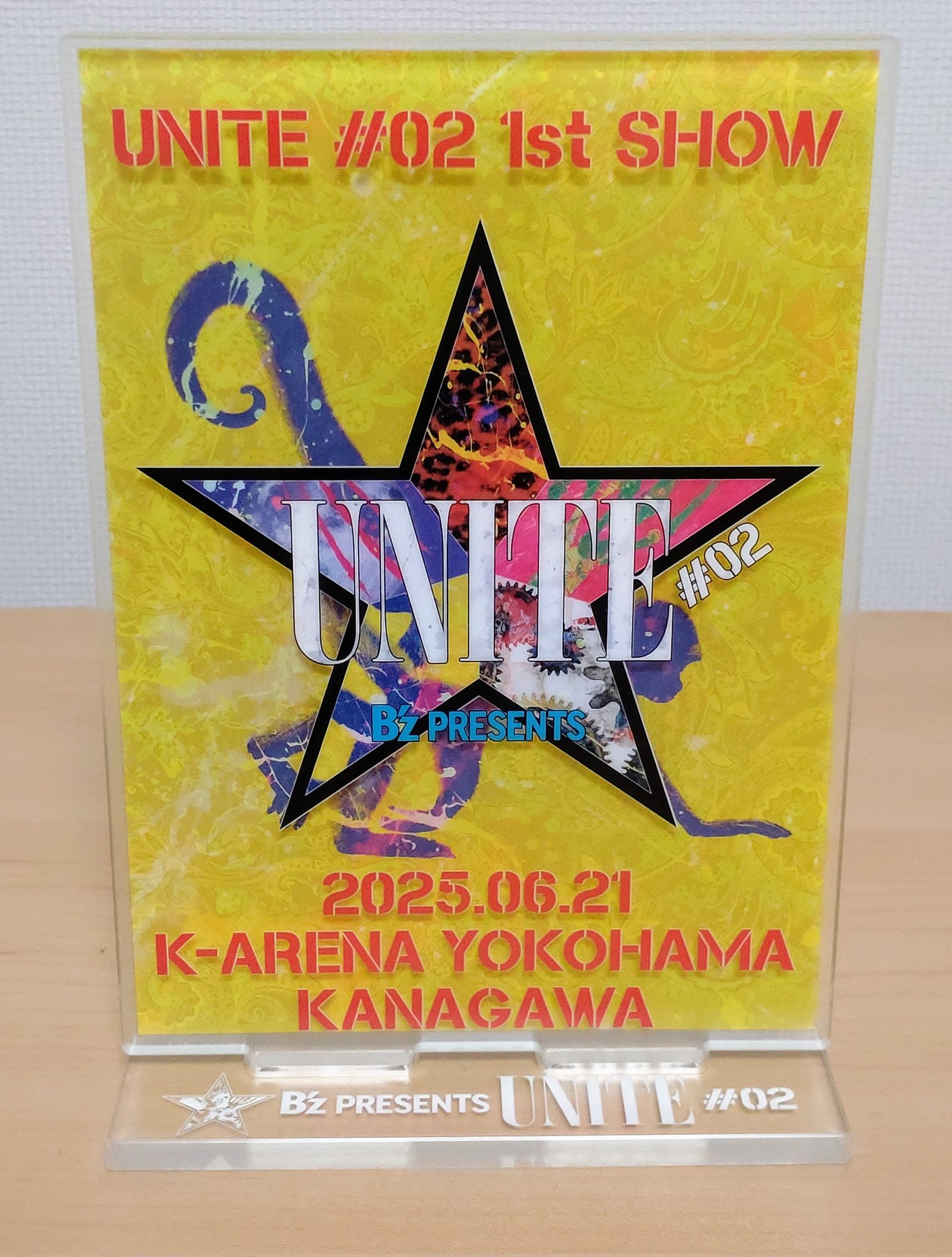B'z UNITE 02 全公演アクリルプレート B'z UNITE 02 全公演アクリルプレート B'z Official Website