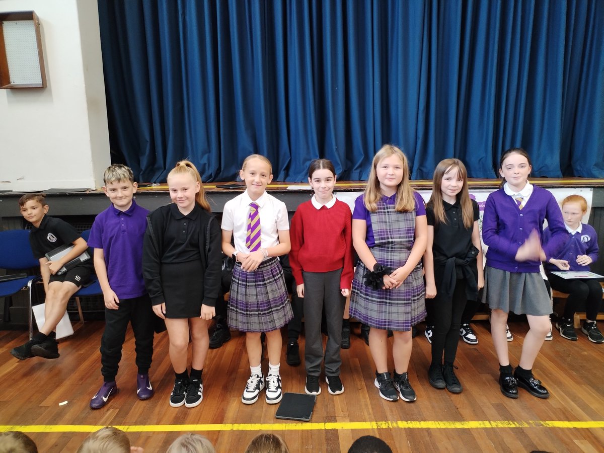 Sandwood120's tweet image. Huge congratulations to all our children for their fantastic House Captain speeches today! 🌟 You spoke with confidence, courage and pride — we are so proud of you all. 👏💙💚💛❤️ 
Check back on Monday for the big reveal of our winners!
#StudentLeaders #PupilVoice