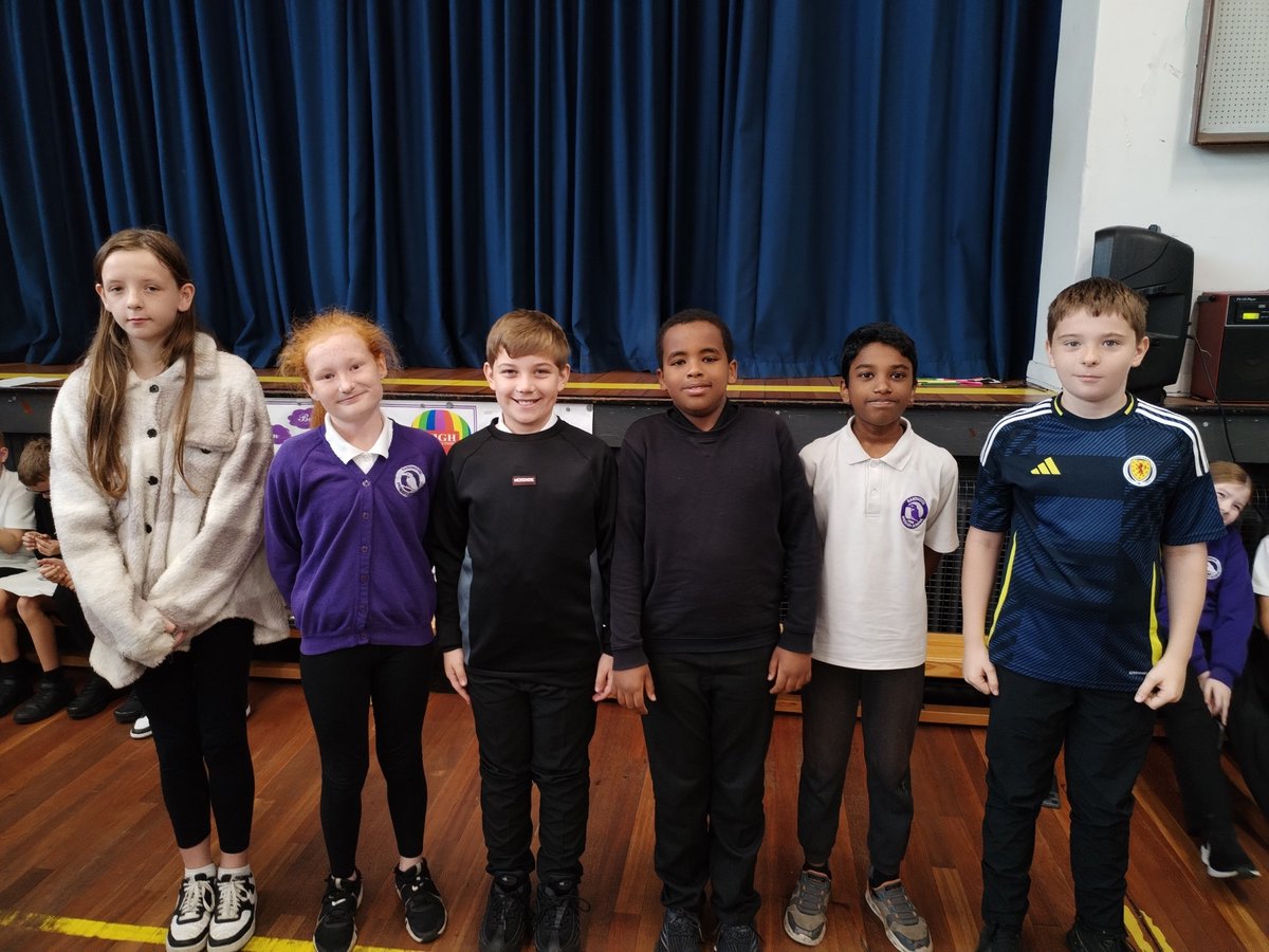 Sandwood120's tweet image. Huge congratulations to all our children for their fantastic House Captain speeches today! 🌟 You spoke with confidence, courage and pride — we are so proud of you all. 👏💙💚💛❤️ 
Check back on Monday for the big reveal of our winners!
#StudentLeaders #PupilVoice