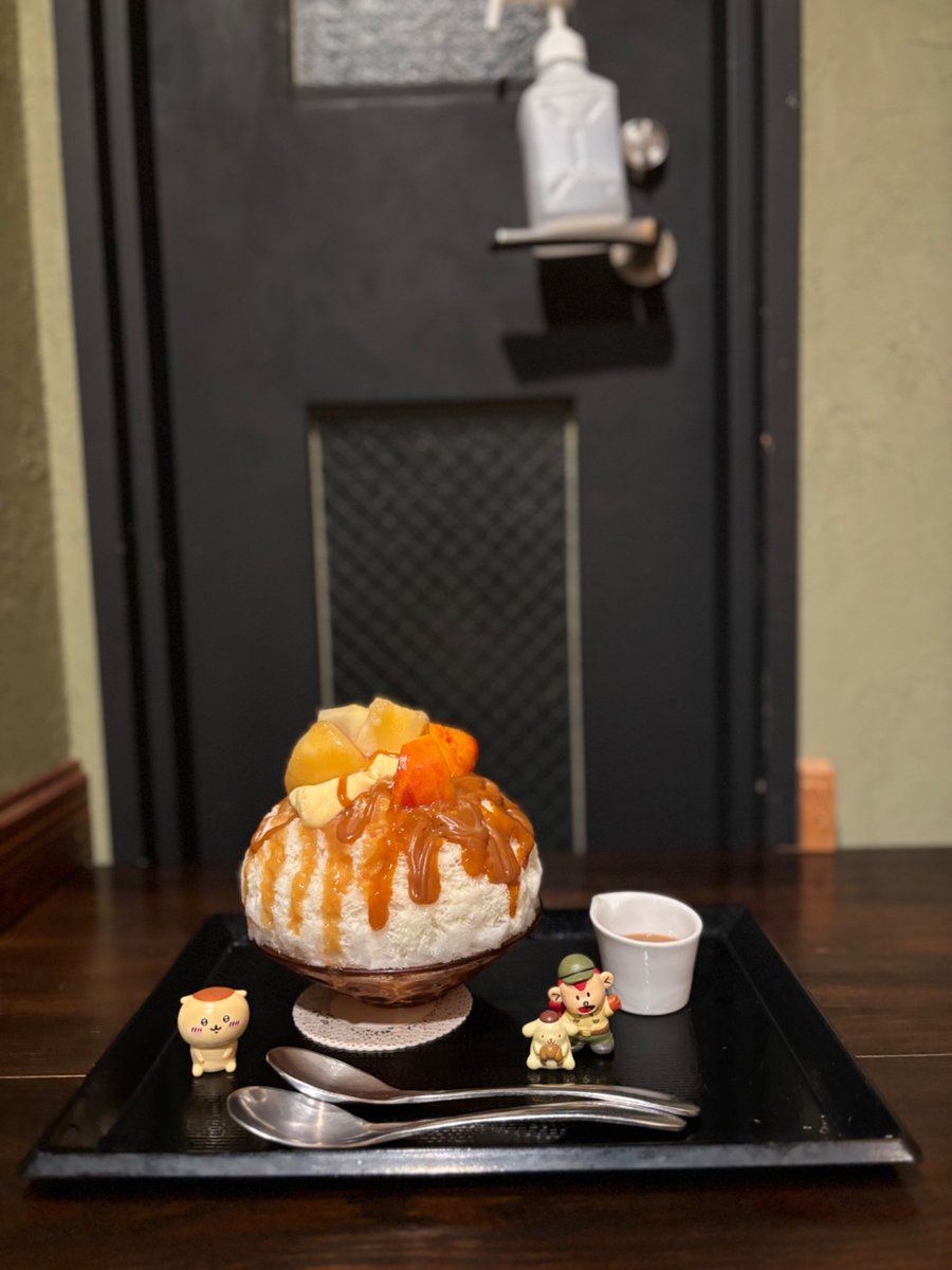 桃蓮玉☆。.:＊・゜✡ 最近の桃子です。やっぱ青メッシュかわ🙂🌙