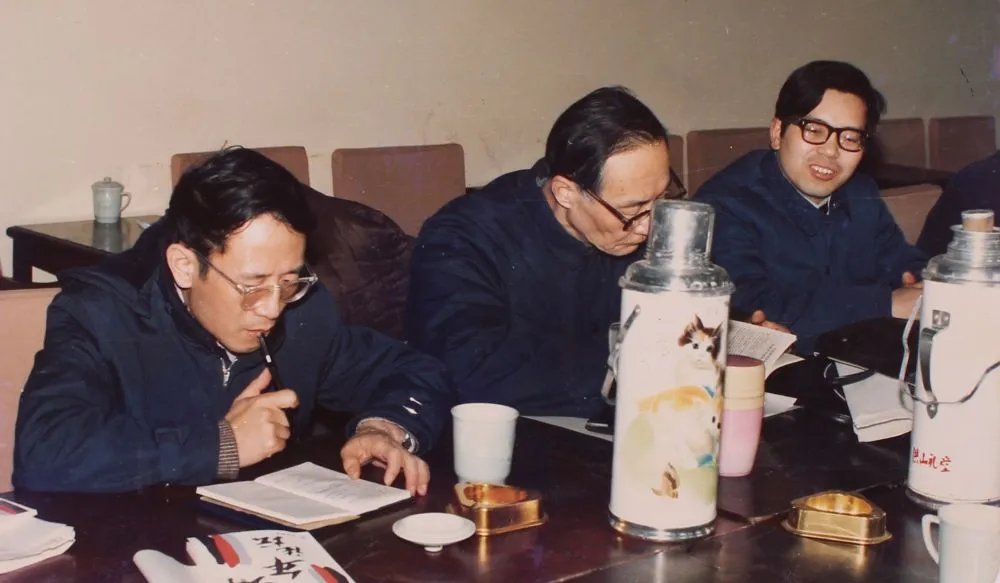 80年代的“中道”为何失败？

本期民间档案馆简报，笑蜀为读者们解析胡耀邦与《青年论坛》的命运交错：

chinaunofficialarchives.substack.com/p/784