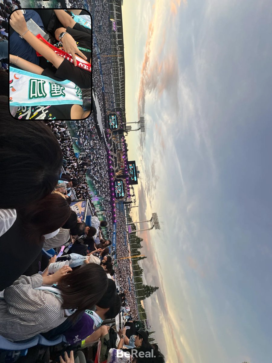 な お tweet media