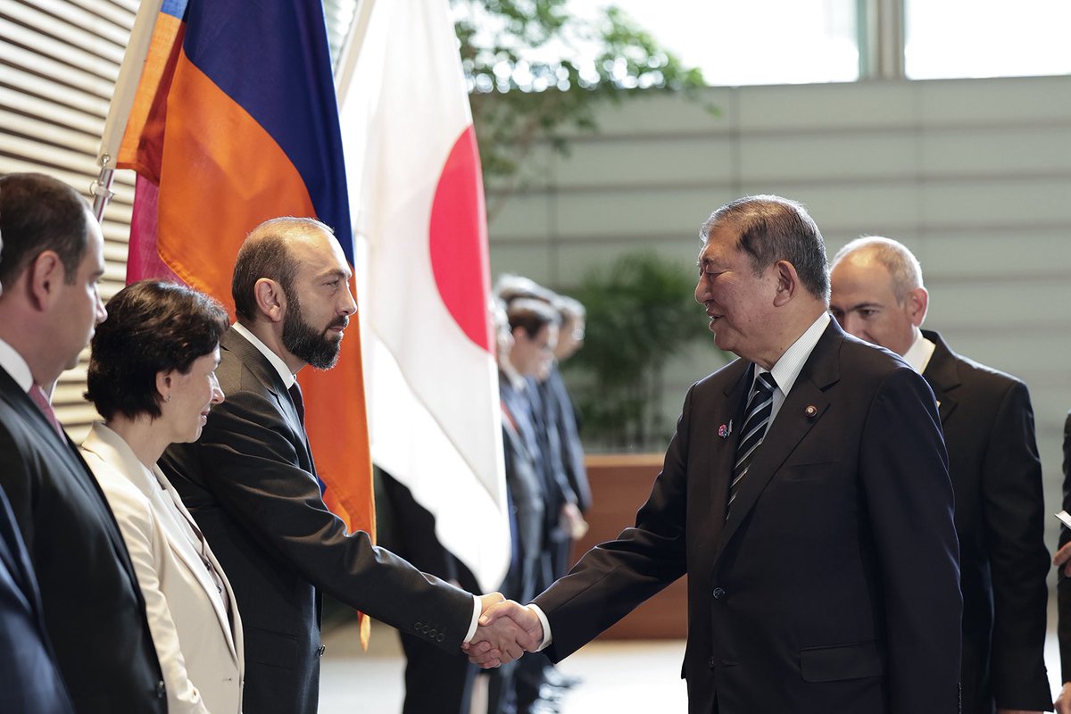 AraratMirzoyan's tweet image. 🇦🇲’s pavilion at EXPO 2025 has already received more than one million visitors! 

History, culture, innovation, technological &amp;amp; shared prosperity: this is not only #Armenia’s vision for development, but also the core ideas behind our dedication to deepen the cooperation with