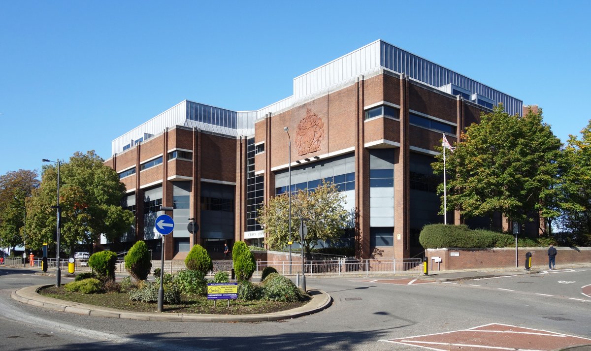BarnetCouncil's tweet photo. Yesterday we prosecuted a serial fraudster at Harrow Crown Court. Thanks to the hard work of council officers the judge decided on a 20-month prison sentence, suspended for two years.

https://t.co/edH34J55qF https://t.co/e98pT2iGpY