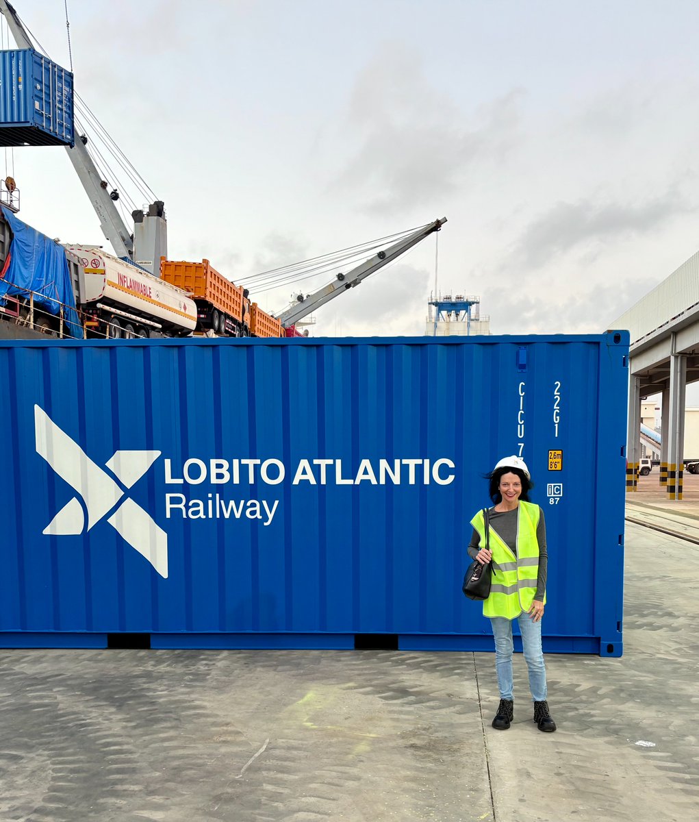 AndreaHotter's tweet photo. If I can look ridiculous in a hard hat and oversized steel capped boots, then I hope you can listen to the reason why. Listen to my trip along the Lobito Corridor on the 'Fast Forward' podcast - wherever you get your podcasts, or here: https://t.co/WY3RBKPSiY https://t.co/6yKUcpKHae