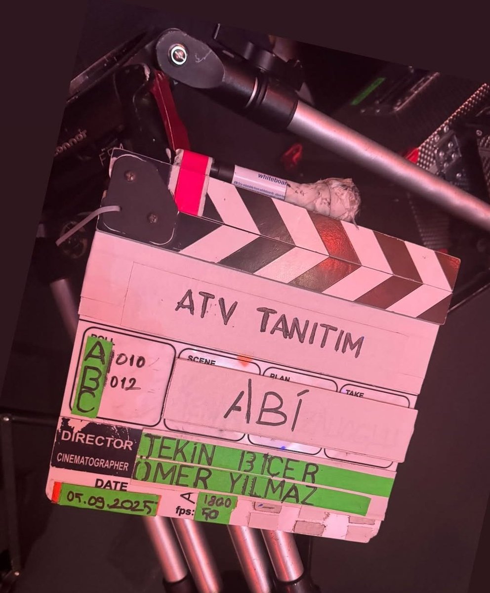 Tanıtım çekimi bitmemiş bugün de devam ediyor Afra'nın looku nasıl aşırı merak ediyorumm ✨ #Abi