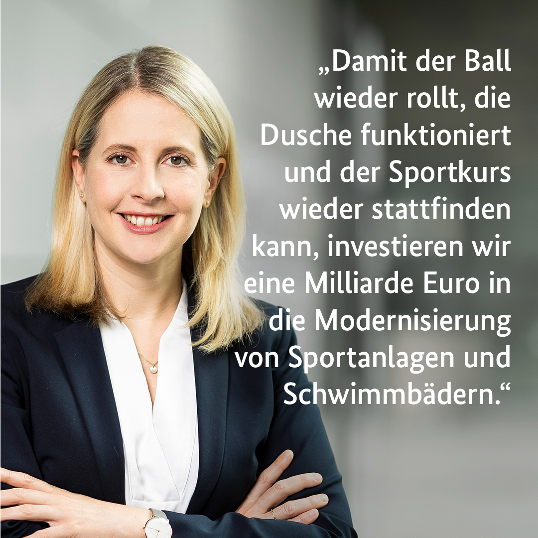 🏀 Die Sportmilliarde kommt! Der Haushaltsausschuss des Bundestags hat gestern den Weg frei gemacht: Bis 2029 fließt eine Milliarde Euro in die Modernisierung von Sportanlagen in ganz Deutschland. Dazu Bauministerin <a href="/verenahubertz/">Verena Hubertz</a>: