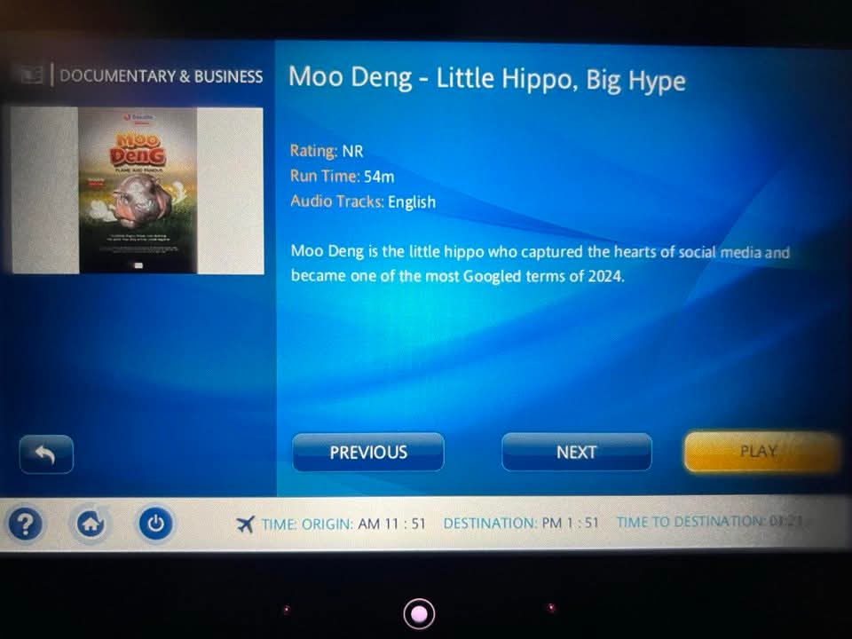 and_khamoo's tweet image. สายการบินญี่ปุ่นมีสารคดีหมูเด้งให้ดู🦛
ใครอยากดูให้บินไปญี่ปุ่น 🤣
#hippo #PygmyHippo #ขาหมูแอนด์เดอะแก๊ง #หมูเด้งจะเด้งกี่โมง #Moodeng #พี่ขาหมู #สวนสัตว์แปลกเขาเขียว