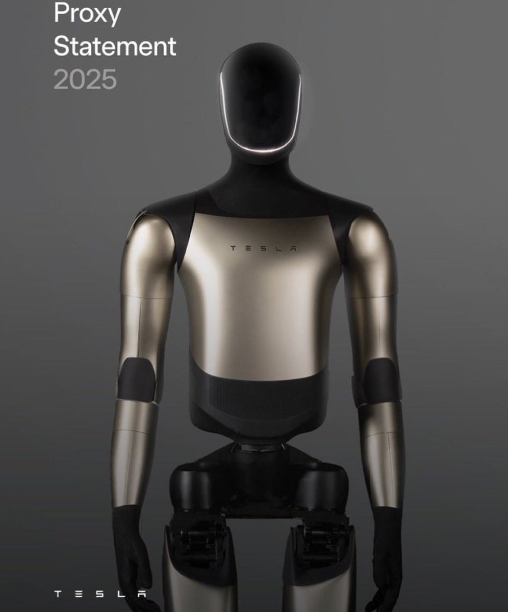 TheStagney's tweet image. 테슬라는 올해 연례 주주총회 위임장 설명서를 발표했습니다.

첫 페이지에는 옵티머스의 새로운 사진이 실려 있으며, 이전보다 더 유선형이고 인간과 유사합니다. 팔뚝에는 눈에 띄는 작동 장치가 없으며, 손은 이제 검은색입니다.