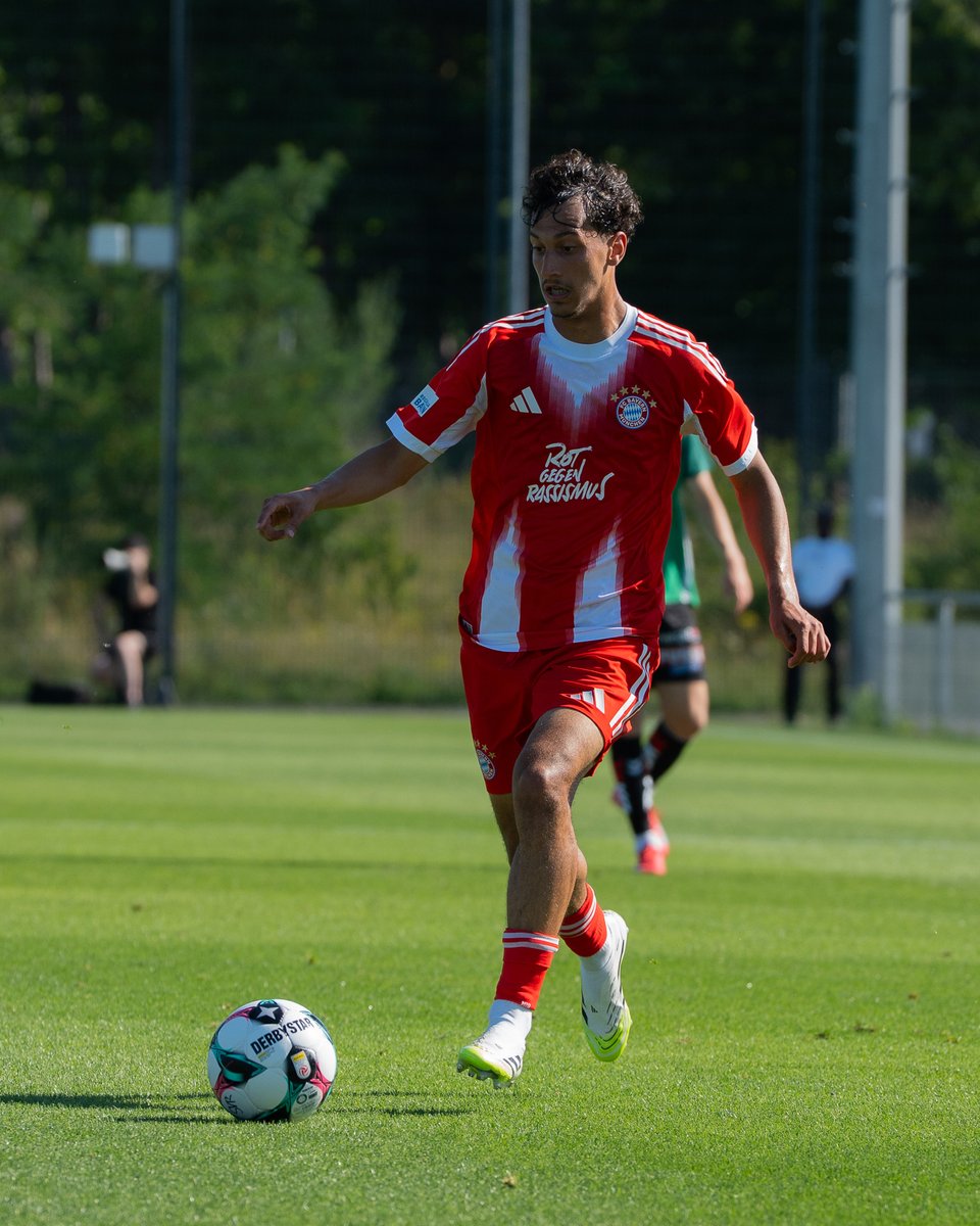 #FCBAmateure-Spieler Mudaser #Sadat wird für die kommende Spielzeit an den österreichischen Zweitligisten SKU Amstetten verliehen.  Alles Gute in Amstetten, Mudaser! 🤞