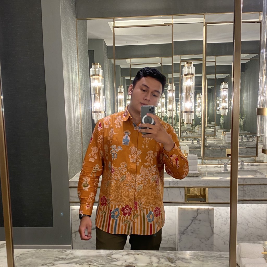 nomadicfeasts's tweet image. [BOYFRIEND APPLICATION]

Name: Biw
Age: 24 
Occupation: Marketing Manager
Domicile: B-ogor
Zodiac: Taurus 
Height: 172 cm 
Hobby: Travelling, Yoga, Tennis 
Fun fact: Clingy banget