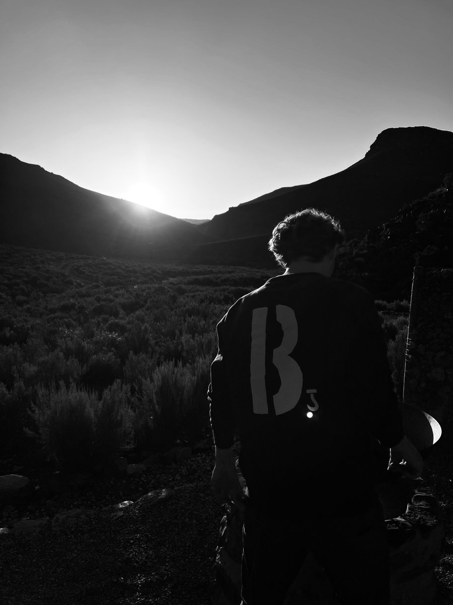 I’m back🪄✨

This vacation gave me more than rest. It gave me clarity. Inspiration, motivation and above all gratitude🙏

It reminded me why I chose this path. Trading is one of the hardest journeys you can walk. It will test your discipline, your patience, your mindset. And I