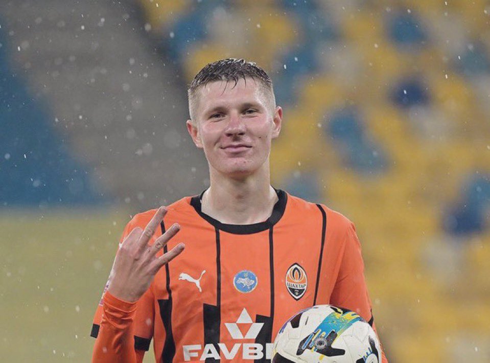 🚨 Trabzonspor, 25 yaşındaki orta saha oyuncusu Artem Bondarenko için oyuncunun kulübü Shakhtar Donetsk ile görüşme hazırlığında!