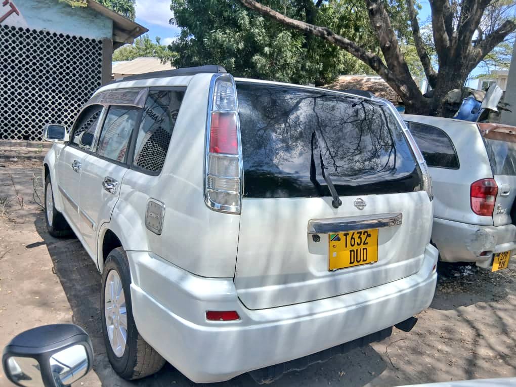 Eng_Matarra's tweet image. NISSAN X-TRAIL 🔥 🔥 

REG" #DUD

◾️CC. 1990
◾️FULL AC 🌧 
◾️SPORT RIMS 
◾️FULL DOCUMENTS ✅️

BEI - MIL 7.5

NIKO NAYO 24HRS OFISINI 

CALL/WHATSAPP-0719542184
