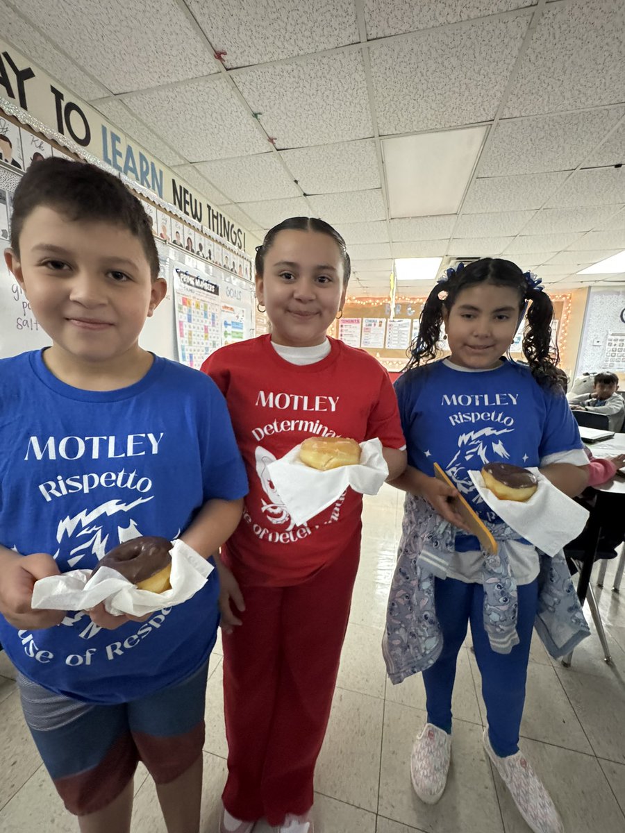 ms. vasquez tweet media