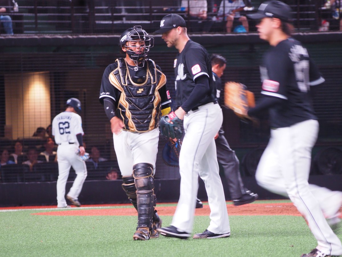 okatakashii21's tweet photo. 2025.9.5
2人ともよー頑張ってたんだけどねぇ。。
お疲れ様でした。
#AustinVoth
#松川虎生
#ボス
#chibalotte https://t.co/xQyOMnp4Nc