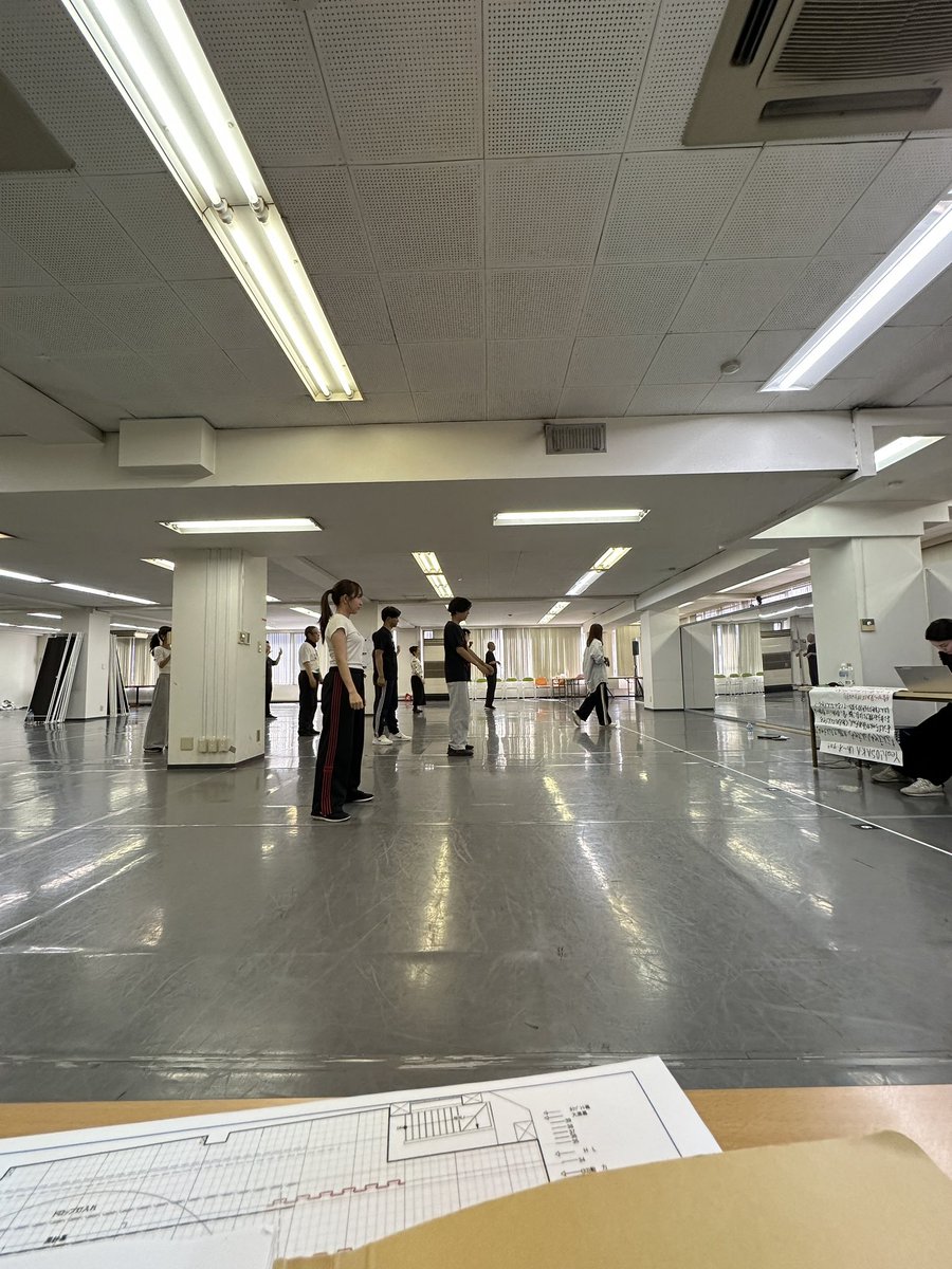 大阪は踊る！のOPパフォーマンスが色々見えてきて楽しみで仕方がない。演出家冥利に尽きます😁