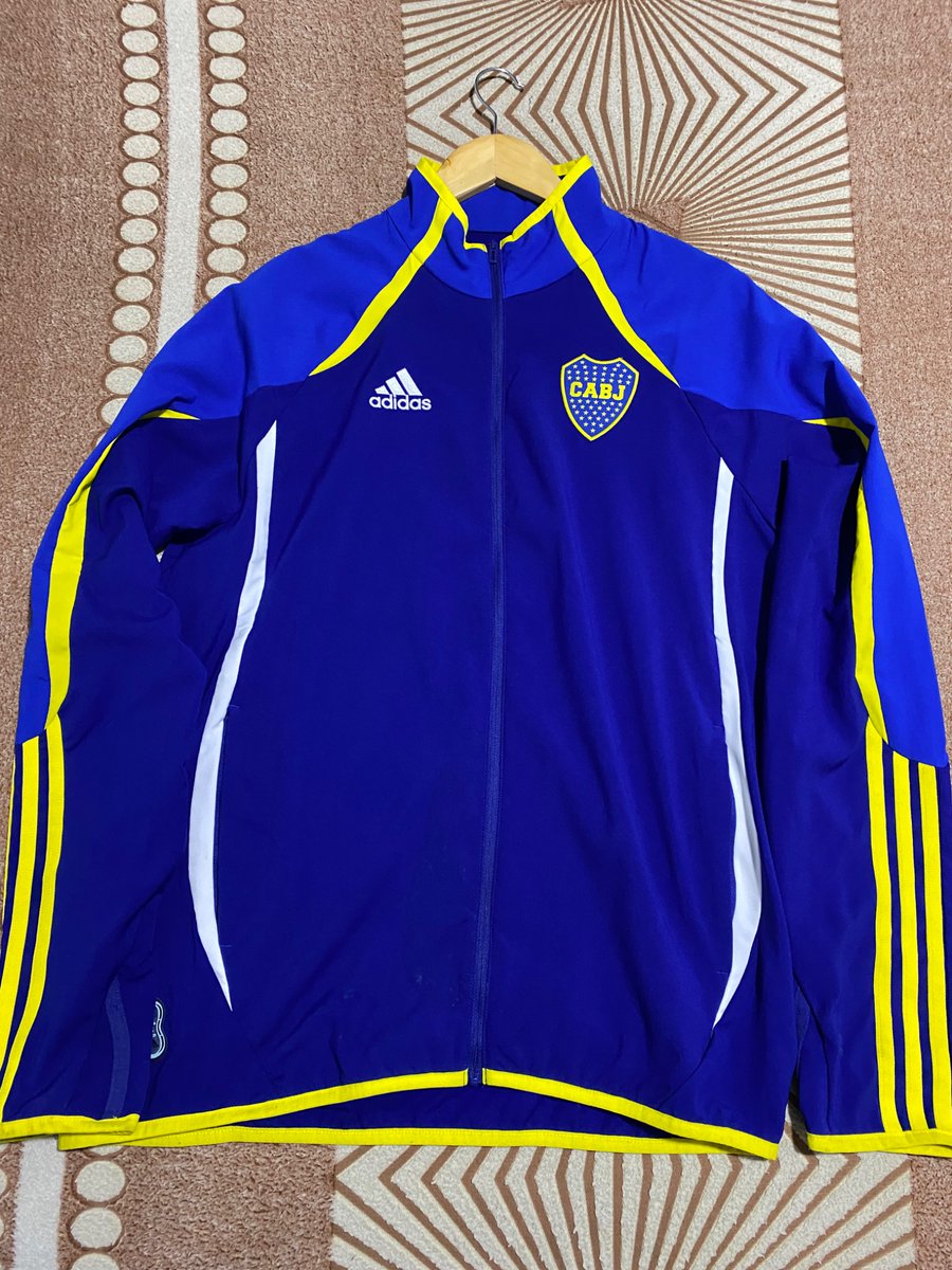 Sebacabe2's tweet photo. @marto_m3 Campera teamgeist talle M (cómo nueva) $ 220
Campera all weather 2020 talle S (va también para un M) $ 170
Campera N98 2016 talle M $ 80
Buzo 2021 talle L (nuevo) $ 90 https://t.co/Xq1dKocLrX