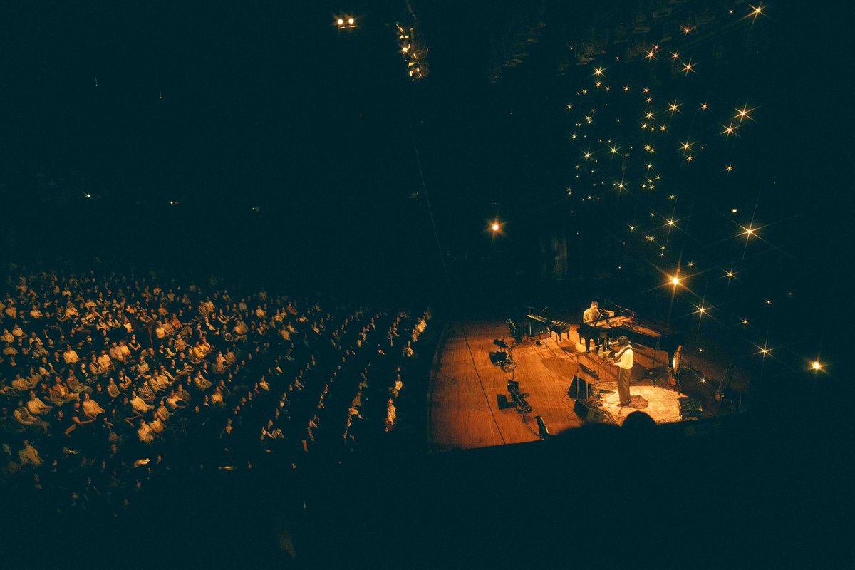 bialymusic's tweet image. ✴︎ THANK YOU !! ✴︎

#Bialystocks 二人編成ツアー2025
ツアー2日目 — 大阪公演
ザ・シンフォニーホール

台風接近の影響もある中ご来場くださった皆さま、本当にありがとうございました！
また、今回はお越しいただけなかった皆さまにも心より感謝申し上げます。…