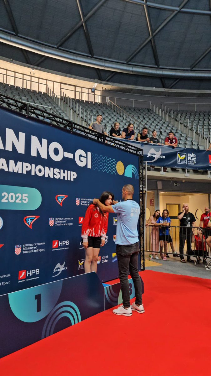 🇹🇷
Andırın’ın gururu, milli sporcumuz Eda Geçi’yi belediyemizde misafir ettik.

Hırvatistan’ın Zadar kentinde düzenlenen Ju Jitsu Nogi Avrupa Şampiyonası’nda U18 Bayanlar 70 kg kategorisinde Avrupa 3.’sü olarak hem ülkemize hem de ilçemize büyük bir gurur yaşatan Eda kızımızı