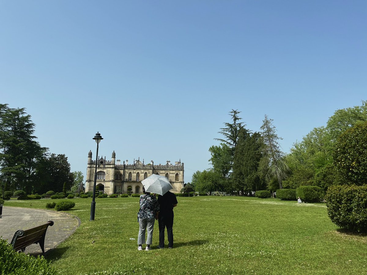 Our travelers enjoying the beauty of Dadiani Palace 🌿✨