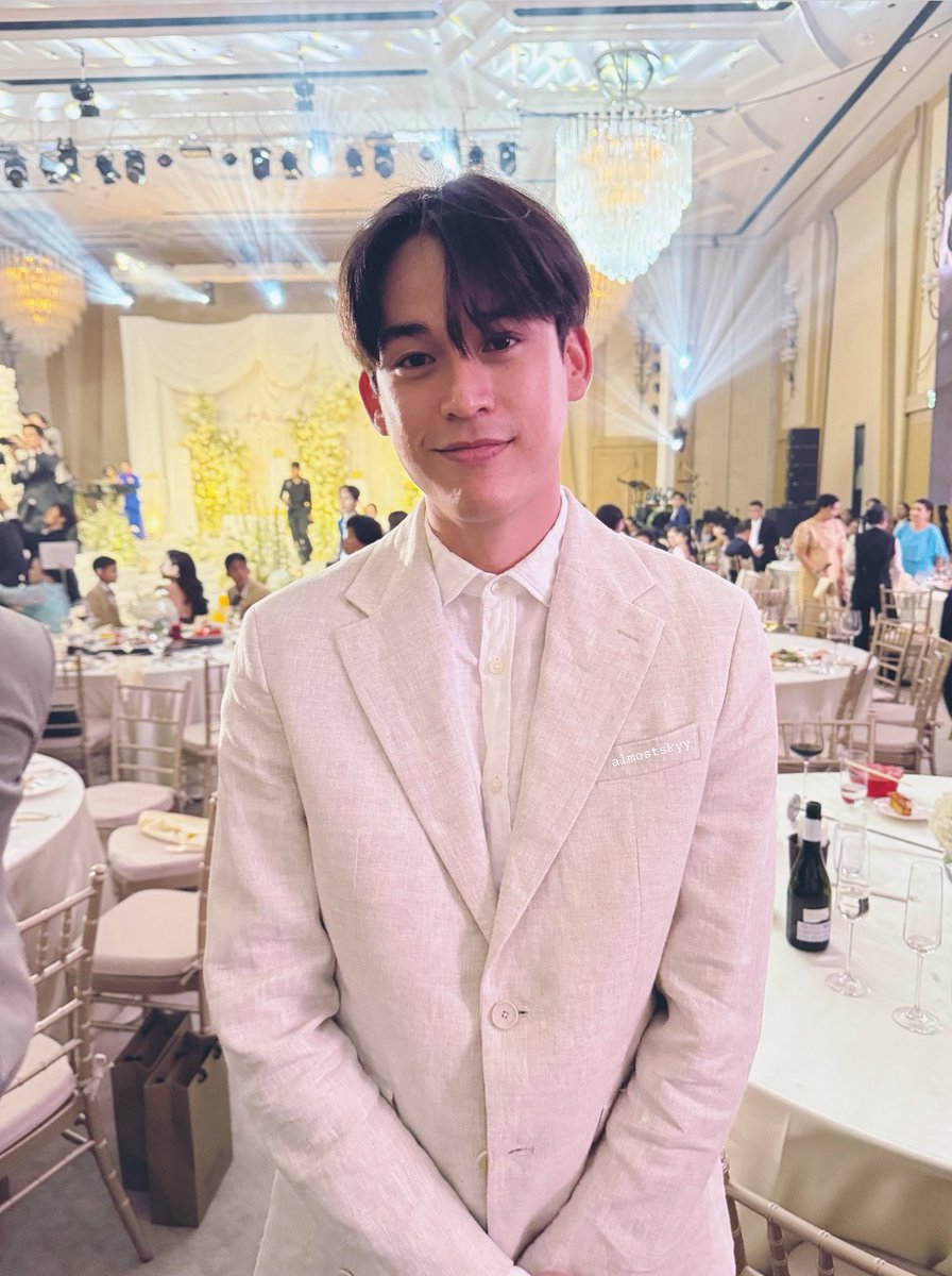 พฟ 💖 (@almostskyy) on Twitter photo น้องกวินสูทขาว 🫠💖
หล่อมากกกกกกก แบบเราเสียชีวิตได้เลยค่ะ
(( พี่ที่ไปงานแต่งถ่ายรูปน้องมาฝากค่ะ 🥹🙏🏻 ))
#GawinCaskey <a href="/gawincaskey/">Gawin Caskey</a> น้องกวินสูทขาว 🫠💖
หล่อมากกกกกกก แบบเราเสียชีวิตได้เลยค่ะ
(( พี่ที่ไปงานแต่งถ่ายรูปน้องมาฝากค่ะ 🥹🙏🏻 ))
#GawinCaskey <a href="/gawincaskey/">Gawin Caskey</a>