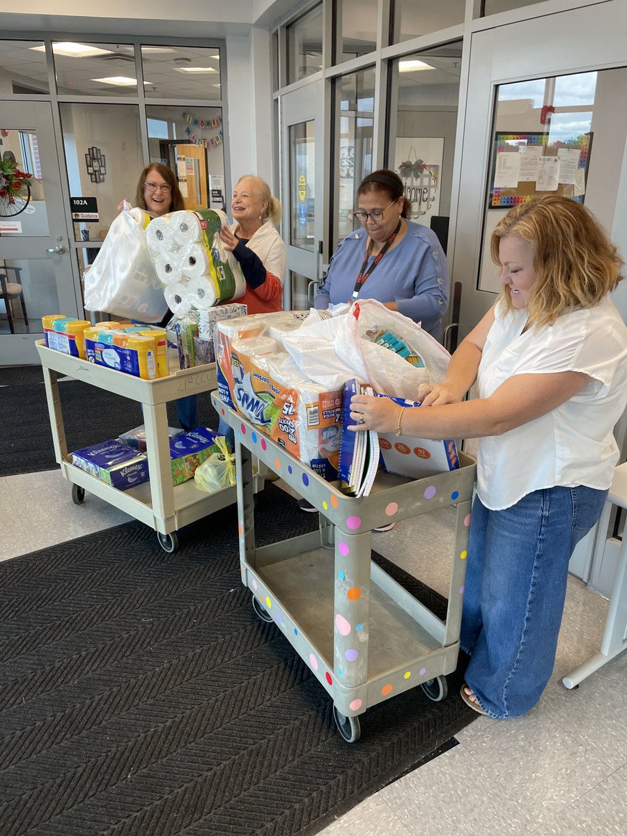 TC_Schools_KY's tweet image. THANK YOU to Bethel First Presbyterian Church for donating to our Family Resource Centers!

#tcpride #tccares #TCFRC