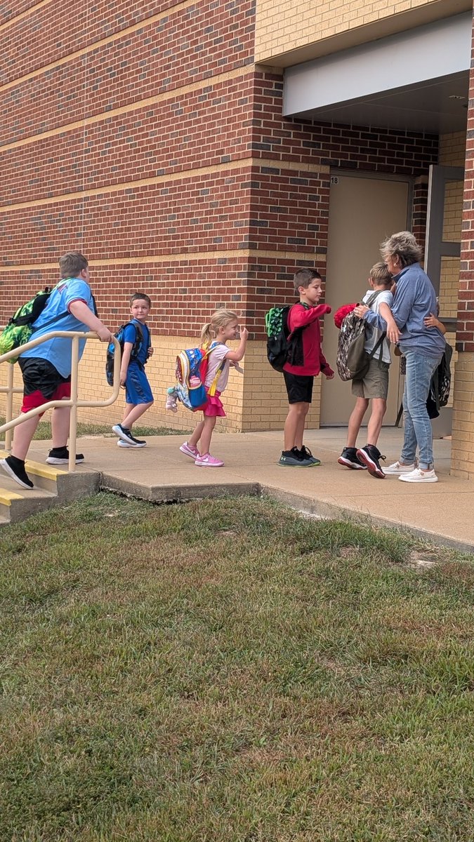 Katie Dunlap Kaletta tweet media