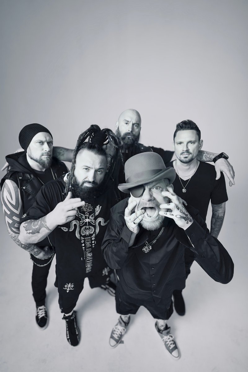 Five Finger Death Punch Announces New Album, “20 YEARS OF FIVE FINGER DEATH PUNCH, - BEST OF VOLUME 2,”

NEW SINGLE “THE END” FEATURING BABYMETAL - OUT TODAY!

Turning that setback into something powerful and positive, the band chose not to simply remix or remaster but to fully