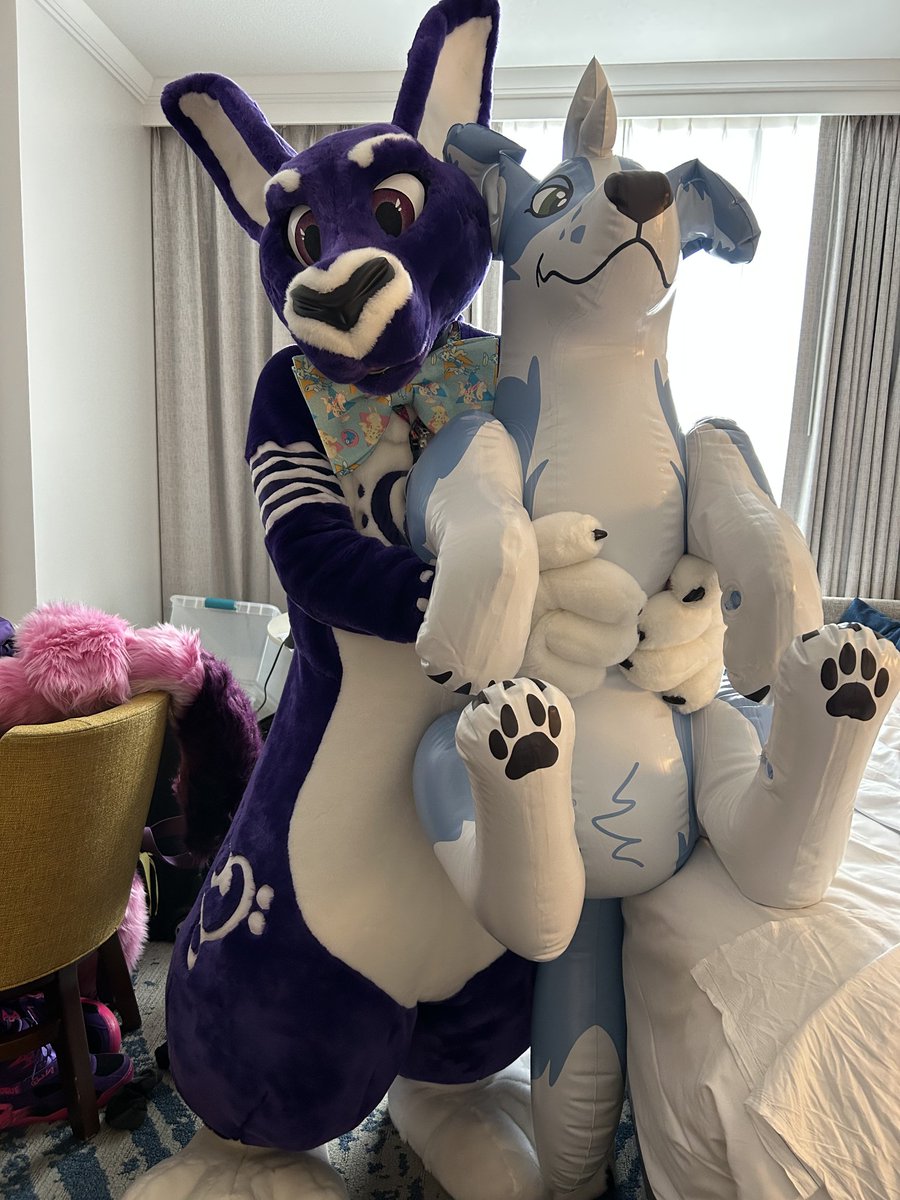 Roo3k's tweet photo. Some #FursuitFriday pics from #megaplex last weekend https://t.co/6BNltc6aYW