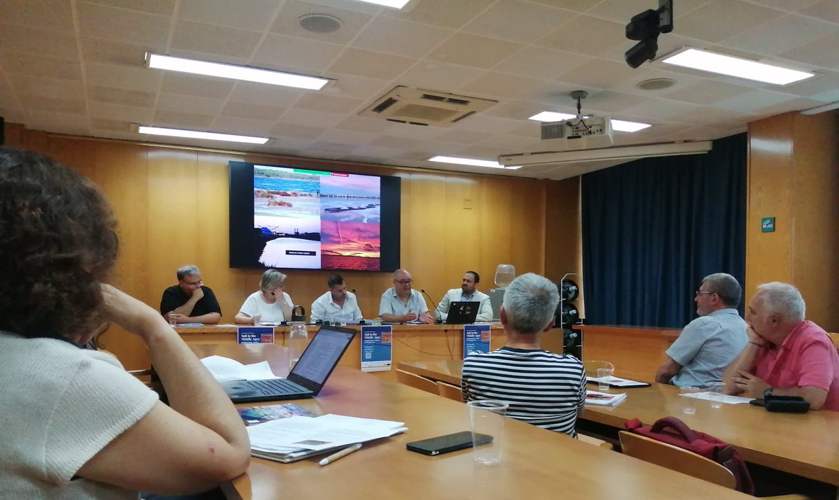 Muy interesantes las intervenciones de <a href="/fredericaparisi/">Frederic Aparisi</a> y J. Leonardo Soler en el congreso Salt in the middle ages <a href="/CiSEM_UV/">CiSEM_UV</a>. Una lástima haberme perdido el resto de conferencias.