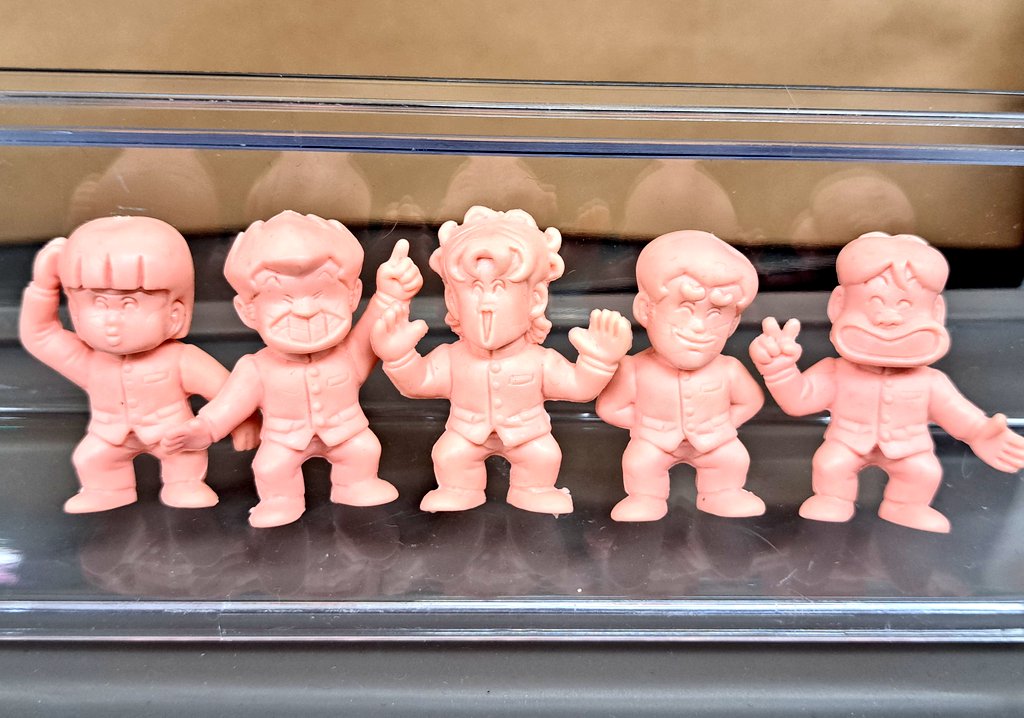 お宝買取団東広島店
レトロ担当です☺️

˗ˏˋNewˎˊ˗
ハイスクール！奇面組
消しゴム 5種セット

登場人物の名前がダジャレ‼️
#お宝買取団東広島店 #買取
#東広島 #西条 #広島
#昭和レトロ #80年代
#ハイスクール奇面組
#週刊少年ジャンプ