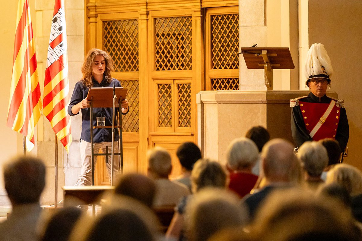 El nostre vicepresident Joan Valcarcel va llegir ahir el manifest commemoratiu dels fets de 1713 a Terrassa 📜✨

Acompanyat per membres de la junta 🤝
Gràcies per pensar en nosaltres! 🙏