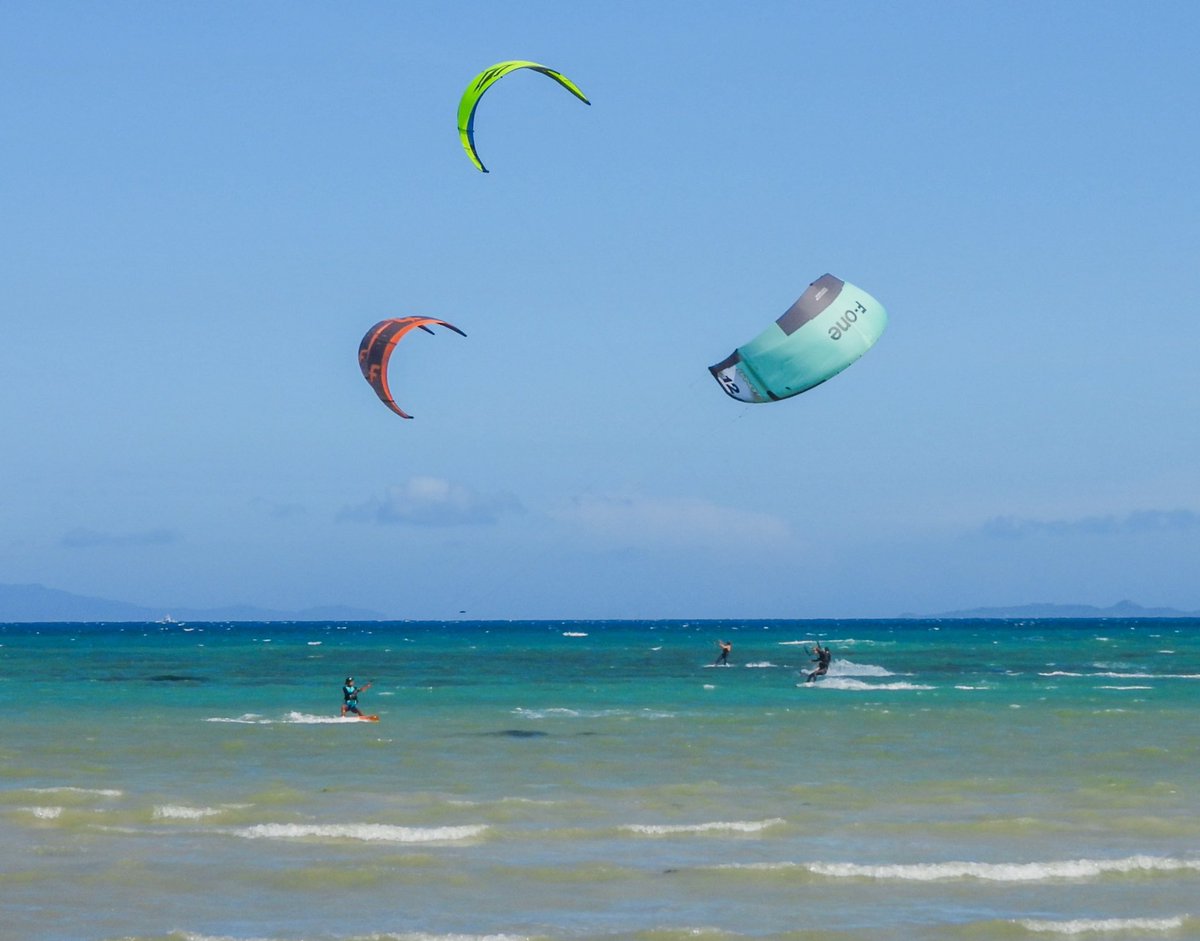 Amihan Kite Windsurf Cafe tweet media