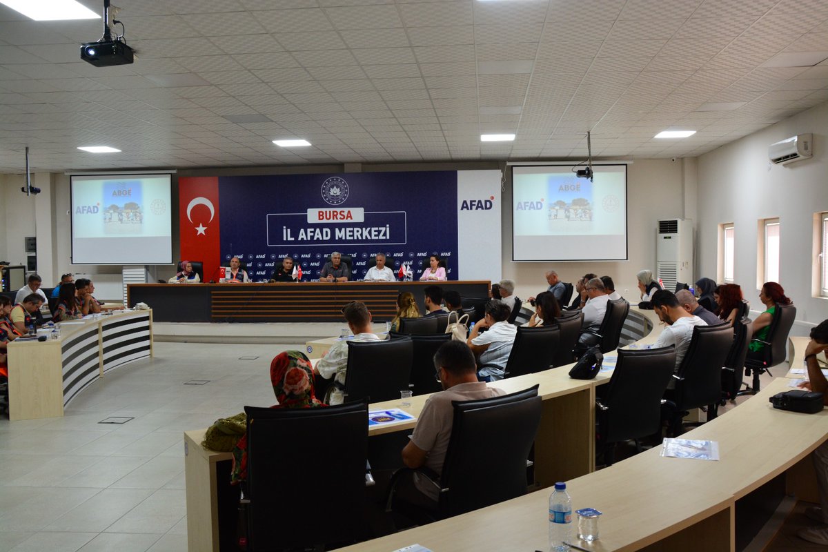 🚨 ENAF Projemiz Bursa’da başladı!
📌 Özel Eğitim Okulları, RAM Müdürleri ve Rehber Öğretmenlerle bilgilendirme toplantımızı gerçekleştirdik.
🤝 <a href="/bursailmem16/">Bursa İl Millî Eğitim Müdürlüğü</a> &amp; <a href="/bursaafad/">AFAD_Bursa</a> iş birliğiyle güçleniyoruz.
Çünkü Birlikte Güçlüyüz! 💪