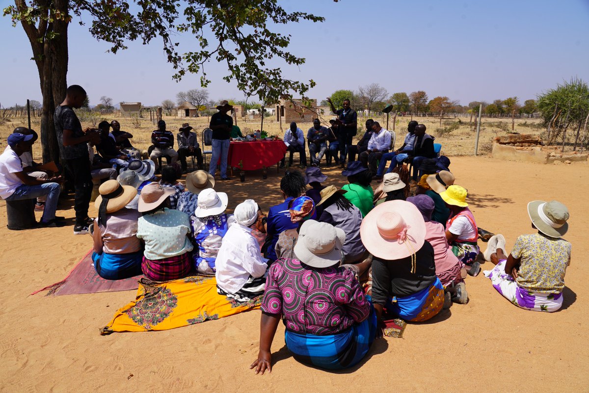 faosfsafrica's tweet photo. From drought to data: FAO is training Zimbabwe’s frontline officers to use GIS tools that geotag hazards in real time — turning local reports into life-saving maps.

Helping Zimbabwe act before disasters strike 🌍📲 #ClimateAction 

🔗👉For more: https://t.co/kRaBZtxlwZ https://t.co/btPUpvgEus