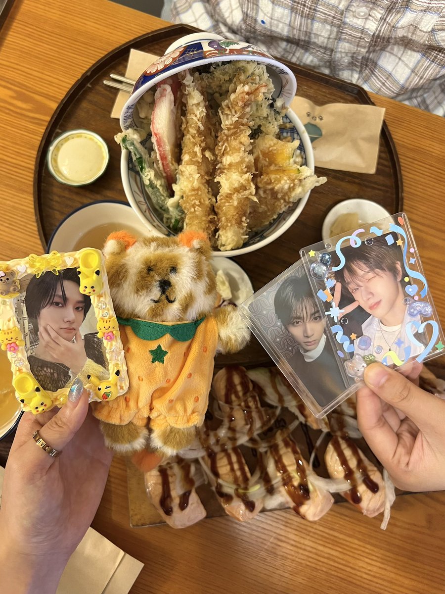 BNDdayzz6530's tweet photo. 탯이랑 생카돌구 쁘넥도 옷 쇼핑하기 성공🤗
우리 담에는 하루종일 노는거야🫶🏻
못다한 얘기는 담주에 하는 걸루~~~(≧∀≦)♥ https://t.co/TBwCExuN7U