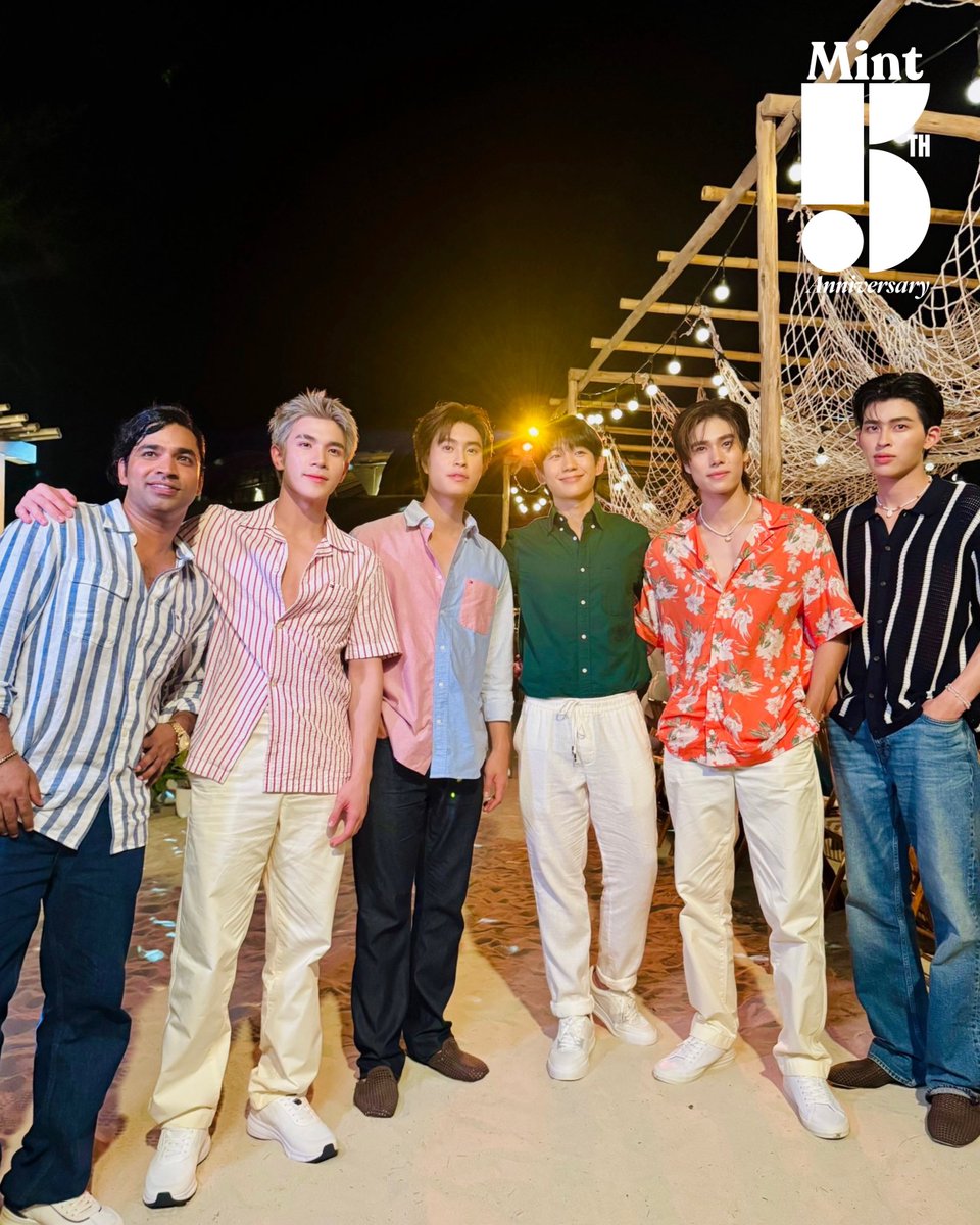 หล่อทะลุจอ! #MintReports ส่งโมเมนต์หล่อของเหล่าหนุ่มๆ #เจมีไนน์โฟร์ท #ปอนด์ภูวินทร์ Brand Ambassador ของ Tommy Hilfiger ร่วมเฟรมกับหนุ่ม #จองแฮอิน แขกคนสำคัญ และ Anupam Tripathi ที่บินลัดฟ้ามาร่วมงานกับทางแบรนด์ พร้อมร่วมดินเนอร์สุดพิเศษ ณ เกาะสมุย ประเทศไทย 💚

#JungHaeIn
