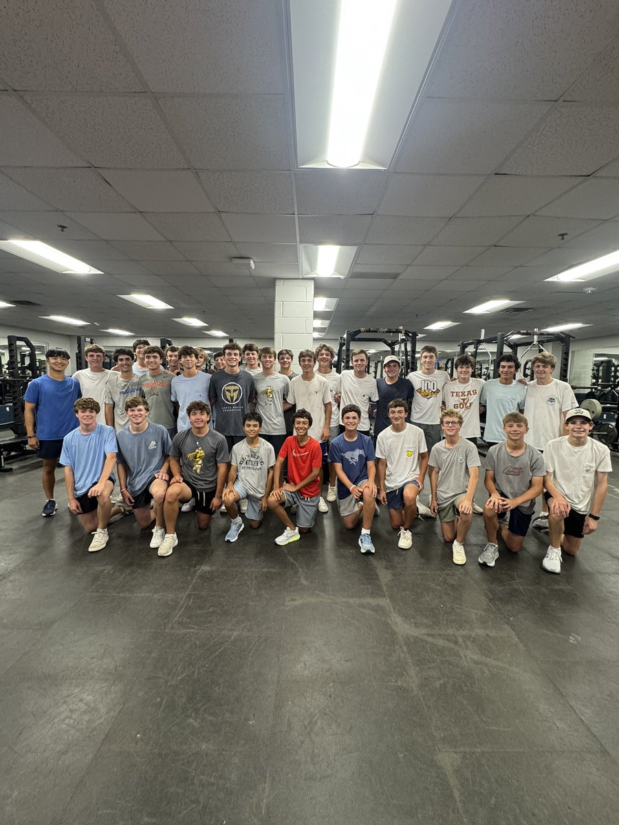 Performance Course (@pcnowisthetime) on Twitter photo Both Highland Park golf teams are back at it and better than ever. These groups are ready to work and grow as a team!!! Both Highland Park golf teams are back at it and better than ever. These groups are ready to work and grow as a team!!!