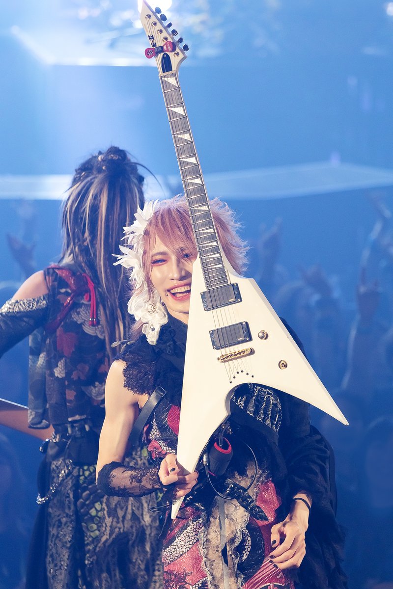 M5_3Kakkun's tweet image. 20250821 Zepp Nagoya
いいお顔！ギター軽々ひょいってするとことても好きです！
#0ꓸ1gの誤算
#水田魔梨