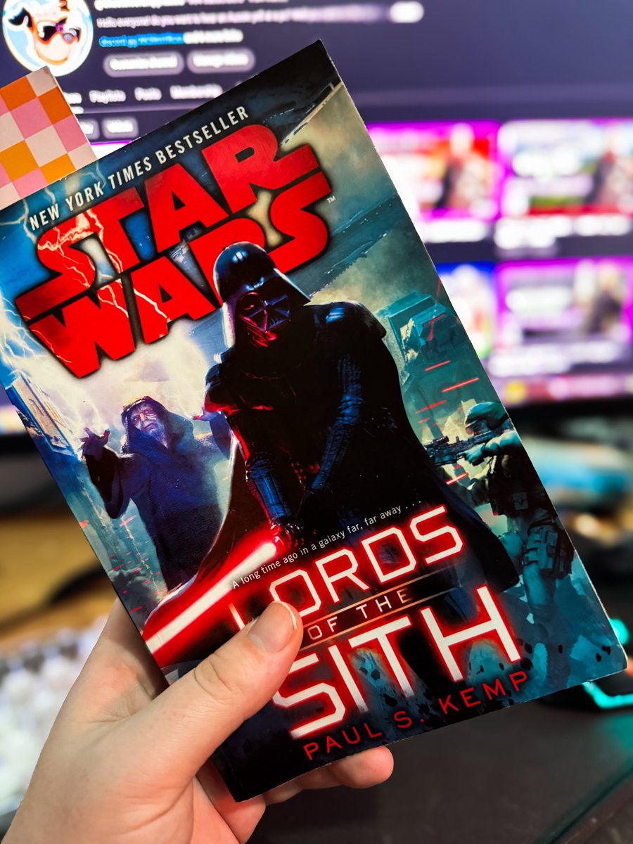 xxlaragyxx's tweet photo. Current read! Haven’t posted a book post in a hot minute sooo.
#books #starwars #booksbooksbooks #booksaddict #booksgram #vader #darthvader #darthsidious #bookworm #reads #updates https://t.co/q2VXueNBv3