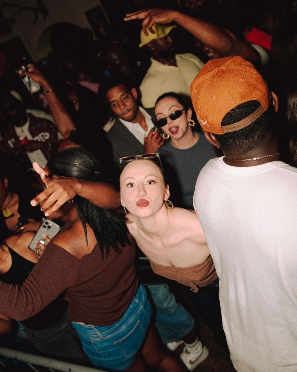 qotspub's tweet image. WEEKEND LOADING and we actually can’t cope 😭 Saturday it’s A Sticky Situation and when I tell you the waistlines are gonna be in DANGER??!!! 🥵 Then Sundayyyyy… Mic Up w/ NeyNeyy and honestly the TALENT that touches this stage??? Goosebumps, gunfingers 😭✨